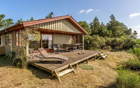 Atreju - 2Km from the Sea: Chalet, Domicile, Maison, Toit, Porche, Biens, Siding, Batiments Jardin, Ferme, Cour