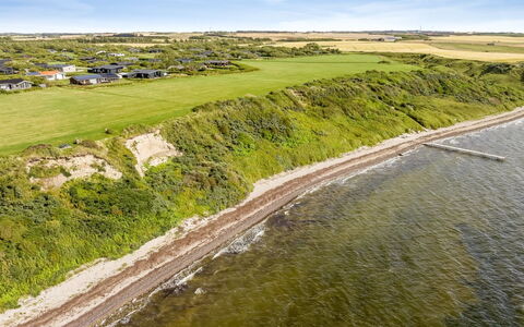 Sulevi - 200M to the Fjord: Toit, Plaine, Lot Terre, Zone Rurale, Domicile, Biens, Champ, Chalet, Pelouse, Banlieue