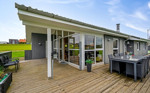 Samuil - 300M to the Fjord: Maison, Toit, Domicile, Chalet, Cabanon, Batiments Jardin, Siding, Cour, Cabane En Rondins, Cabane