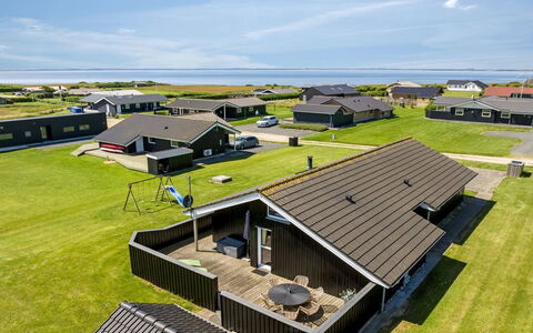 Samuil - 300M to the Fjord: Maison, Toit, Domicile, Chalet, Cabanon, Batiments Jardin, Siding, Cour, Cabane En Rondins, Cabane