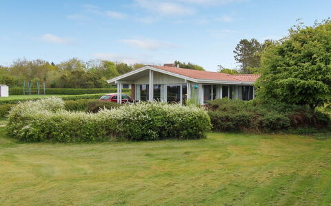 Ioar - 200M to the Fjord: Maison, Toit, Domicile, Chalet, Cabanon, Batiments Jardin, Siding, Cour, Cabane En Rondins, Cabane
