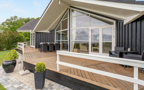 Regnwald - 400M to the Fjord: Maison, Toit, Domicile, Chalet, Cabanon, Batiments Jardin, Siding, Cour, Cabane En Rondins, Cabane