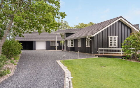 Regnwald - 400M to the Fjord: Maison, Toit, Domicile, Chalet, Cabanon, Batiments Jardin, Siding, Cour, Cabane En Rondins, Cabane