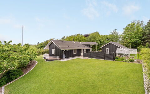 Regnwald - 400M to the Fjord: Maison, Toit, Domicile, Chalet, Cabanon, Batiments Jardin, Siding, Cour, Cabane En Rondins, Cabane