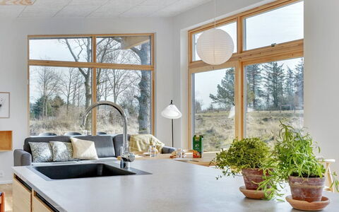 Haubert - 500M to the Fjord: Meubles, Design Intérieur, Sol, Bois, Comptoir, Cuisine, Sol, Plafond, Table, Luminaire
