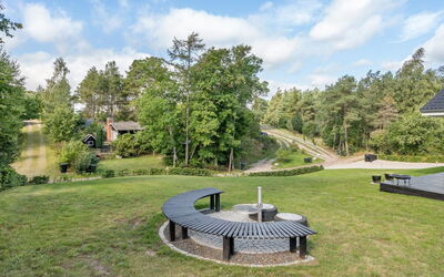 Adela - 1Km from the Sea