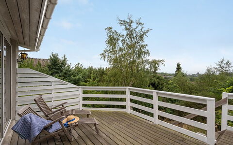 Frauke - 1Km from the Sea: Bois, Domicile, Porche, Plate-Forme, Dur, Toit, Tache De Bois, Parquet, Eco Hôtel