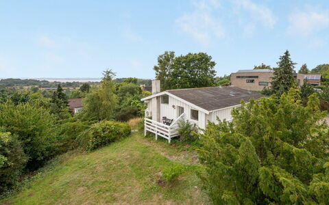 Frauke - 1Km from the Sea: Bois, Domicile, Porche, Plate-Forme, Dur, Toit, Tache De Bois, Parquet, Eco Hôtel