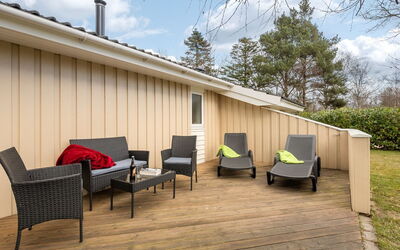 Sitka - 250M from the Sea
