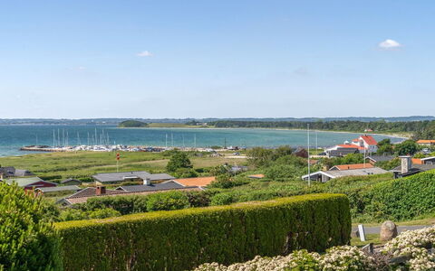 Anniina - 200M from the Sea: Plan D'Eau, Vert, Horizon, Cotiers Et Relief Océaniques, Mer, Côte, Océan, Rive, Du Son, Aménagement Paysager