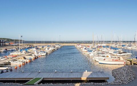 Line - 10M from the Sea: Maison, Toit, Domicile, Chalet, Cabanon, Batiments Jardin, Siding, Cour, Cabane En Rondins, Cabane