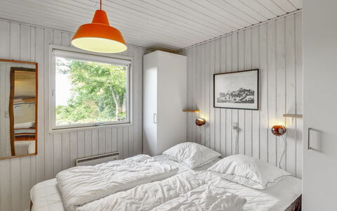 Ludewiga - 350M from the Sea: Mur, Bois, Chambre, Plafond, Design Intérieur, Domicile, Sol, Lit, Meubles, Porte