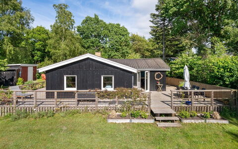 Reika - 1Km from the Sea: Maison, Chalet, Domicile, Arbuste, Toit, Jardin, Ferme, Biens, Aménagement Paysager, Porche