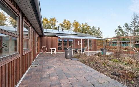 Toska: Sol, Mur, Sol, Design Intérieur, Bois, Plafond, Parquet, Éclairage, Meubles, Revêtement De Sol Stratifié