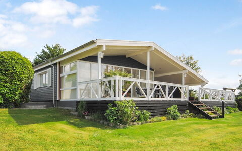 Annabeth - 300M to the Fjord: Porche, Chalet, Biens, Siding, Dur, Plate-Forme, Structure En Plein Air, Ferme, Batiments Jardin