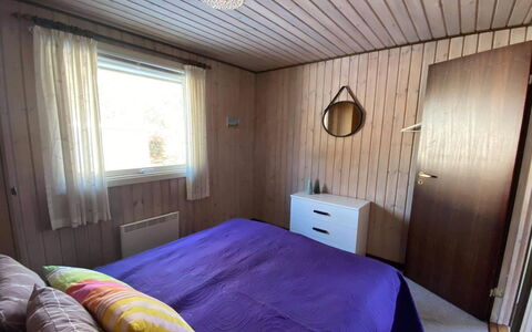 Menard - 400M from the Sea: Bleu, Arbuste, Chalet, Couverture De Sol, Jardin, Biens, Ombre, Aménagement Paysager, Ferme, Eco Hôtel
