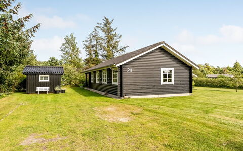 Christina - 300M to the Fjord: Maison, Toit, Domicile, Chalet, Cabanon, Batiments Jardin, Siding, Cour, Cabane En Rondins, Cabane