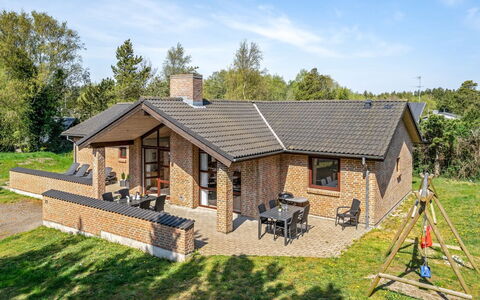 Ehlin - 150M from the Sea: À Déchaumer, Chalet, Maison, Toit, Domicile, Ferme, Cabane, Biens, Village