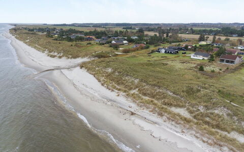 Annabell - 150M from the Sea: Zone Résidentielle, Toit, Banlieue, Allée, Biens, Cheminée