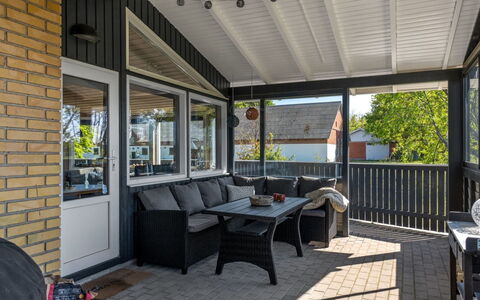 Hylleborg - 400M from the Sea: À Déchaumer, Chalet, Maison, Toit, Domicile, Ferme, Cabane, Biens, Village