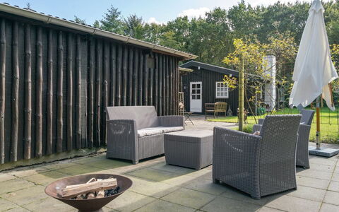 Arnborg - 2Km from the Sea: Architecture, Toit, Domicile, Composite, Daylighting, Siding, Allée