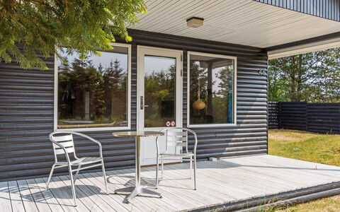Andria - 300M from the Sea: Bois, Domicile, Porche, Plate-Forme, Dur, Toit, Tache De Bois, Parquet, Eco Hôtel