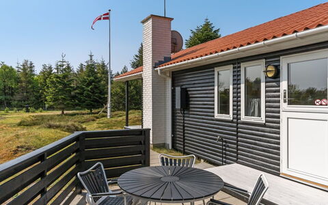 Andria - 300M from the Sea: Bois, Domicile, Porche, Plate-Forme, Dur, Toit, Tache De Bois, Parquet, Eco Hôtel