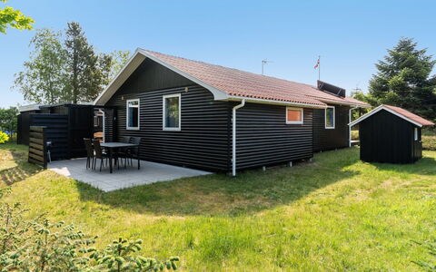 Andria - 300M from the Sea: Bois, Domicile, Porche, Plate-Forme, Dur, Toit, Tache De Bois, Parquet, Eco Hôtel