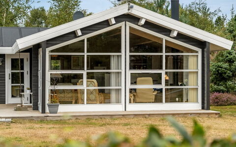 Jannus - 550M from the Sea: Bois, Chalet, Porte, Batiments Jardin, Structure En Plein Air, Siding, Cabanon, Conception, Cabane En Rondins, Porche