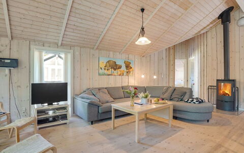 Elita - 1.7Km from the Sea: À Déchaumer, Chalet, Maison, Toit, Domicile, Ferme, Cabane, Biens, Village