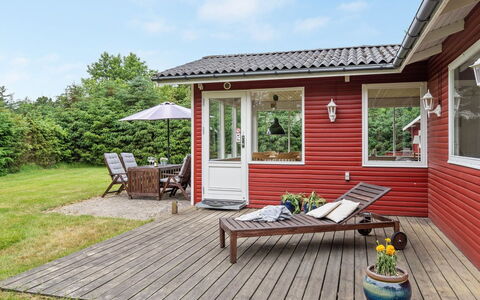 Anevay - 300M from the Sea: Toit, Maison, Domicile, Chalet, Siding, Biens, Allée, Batiments Jardin, Cour, Cabanon