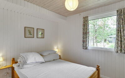 Chrissie - 150M from the Sea
