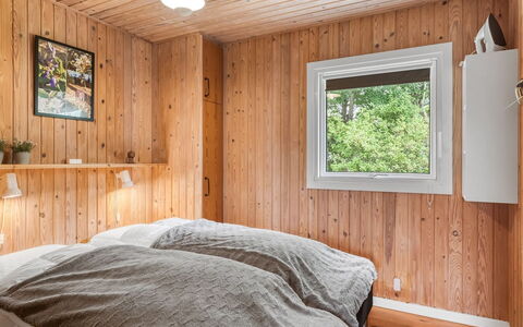 Farthin - 800M from the Sea: Chambre, Bois, Lit, Design Intérieur, Drap De Lit, Literie, Plafond, Sol, Sol, Domicile