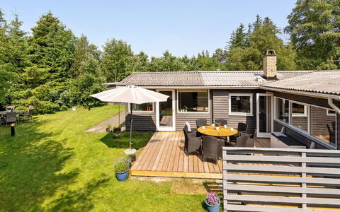 Rudi - 450M from the Sea: À Déchaumer, Chalet, Maison, Toit, Domicile, Ferme, Cabane, Biens, Village