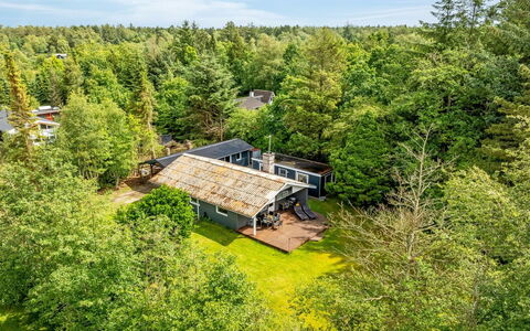 Zölestine - 1Km from the Sea: Paysage, Toit, Lot Terre, Domicile, Zone Rurale, Biens, Jardin, Chalet, Aménagement Paysager, Plantation
