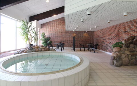 Edisa - 50M from the Sea: Herbe, Maison, Toit, Domicile, Chalet, Arbuste, Lot Terre, Zone Rurale, Ferme, Couverture De Sol
