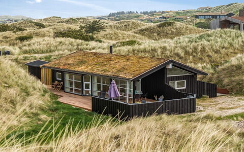 Nielsigne - 400M from the Sea: Maison, Domicile, Toit, Chalet, Arbuste, Siding, Porte, Jardin, Ferme