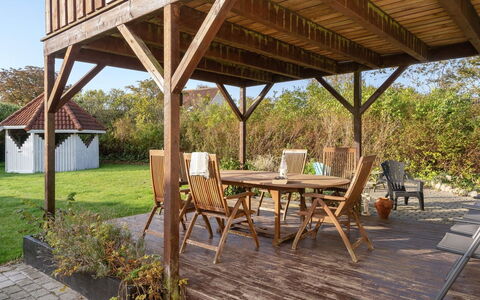 Hethin - 100M from the Sea: Herbe, Maison, Toit, Domicile, Chalet, Arbuste, Lot Terre, Zone Rurale, Ferme, Couverture De Sol