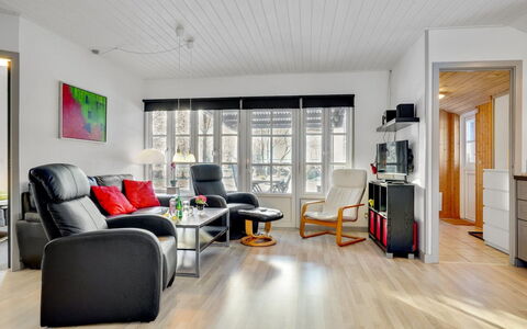 Agneta - 750M from the Sea: Bois, Domicile, Porche, Plate-Forme, Dur, Toit, Tache De Bois, Parquet, Eco Hôtel