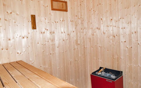 Agneta - 750M from the Sea: Bois, Domicile, Porche, Plate-Forme, Dur, Toit, Tache De Bois, Parquet, Eco Hôtel