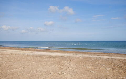 Ordan - 800M from the Sea: 