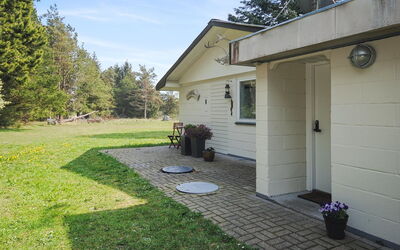 Oberon - 3Km from the Sea