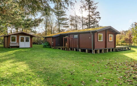 Artur - 1.5Km from the Sea: Bleu, Arbuste, Chalet, Couverture De Sol, Jardin, Biens, Ombre, Aménagement Paysager, Ferme, Eco Hôtel
