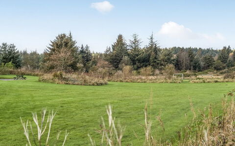 Artur - 1.5Km from the Sea: Bleu, Arbuste, Chalet, Couverture De Sol, Jardin, Biens, Ombre, Aménagement Paysager, Ferme, Eco Hôtel