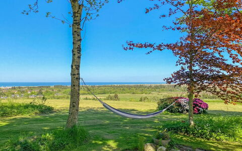 Nella - 1.2Km from the Sea: Chalet, Domicile, Maison, Toit, Porche, Biens, Siding, Batiments Jardin, Ferme, Cour