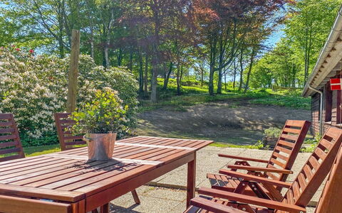 Nella - 1.2Km from the Sea: Chalet, Domicile, Maison, Toit, Porche, Biens, Siding, Batiments Jardin, Ferme, Cour