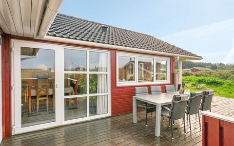 Iacobus - 400M from the Sea: Maison, Domicile, Zone Résidentielle, Toit, Chalet, Lot Terre, Biens, Cour, Jardin, Siding
