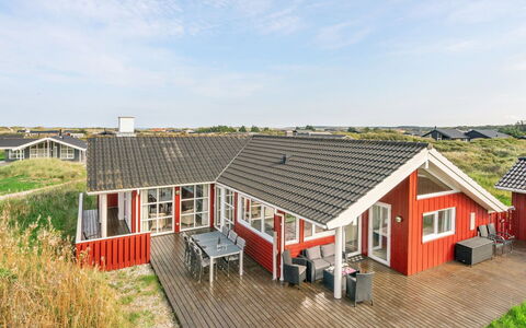 Iacobus - 400M from the Sea