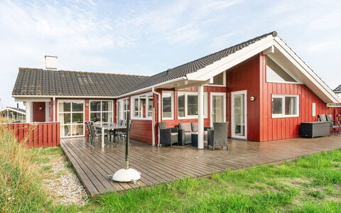 Iacobus - 400M from the Sea