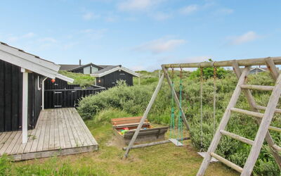 Fanija - 200M from the Sea